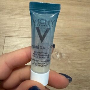 Vichy Mineral 89 Fortifying & Plumping Daily Booster - Travel Size - NWT